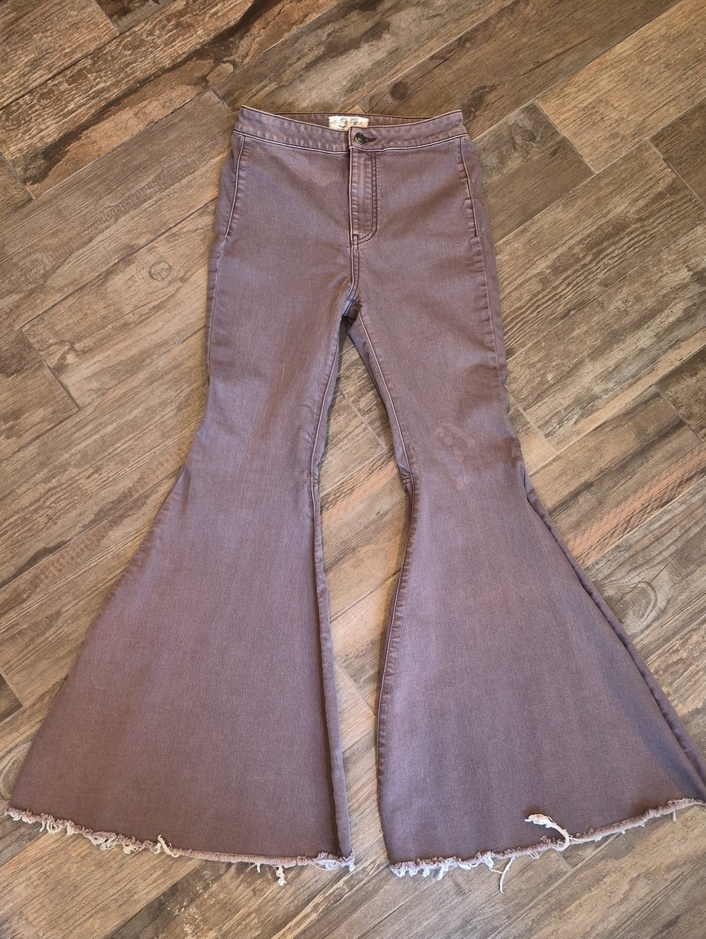 We the Free Grayish Purple High Rise Bell Bottom Flared Jeans, Size 27